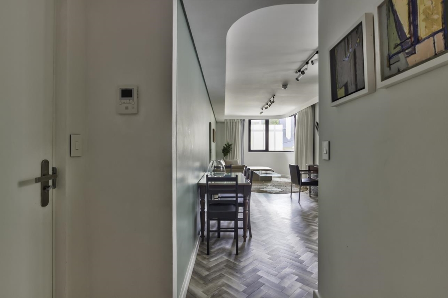 1 Bedroom Property for Sale in Cape Town City Centre Western Cape